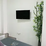 Apartament Estudio Jimena Burriana En El Centro De *