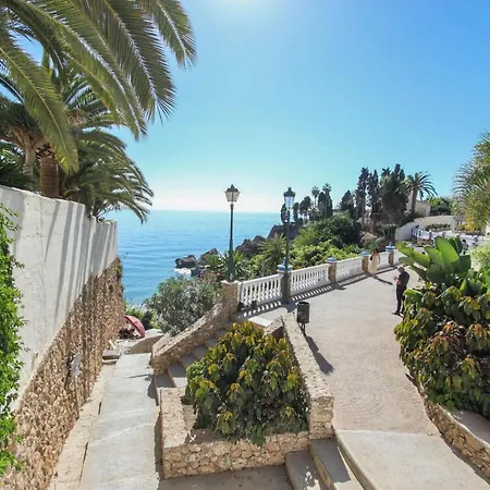 Estudio Jimena Burriana En El Centro De Apartman Nerja