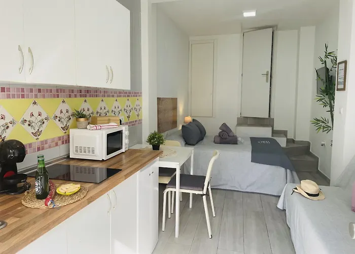 Estudio Jimena Burriana En El Centro De Lejlighed *