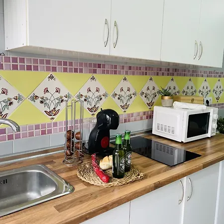 Estudio Jimena Burriana En El Centro De Апартаменты