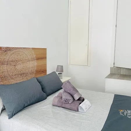 Estudio Jimena Burriana En El Centro De *