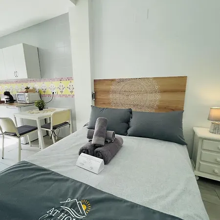 Estudio Jimena Burriana En El Centro De