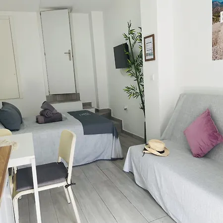 Estudio Jimena Burriana En El Centro De Nerja