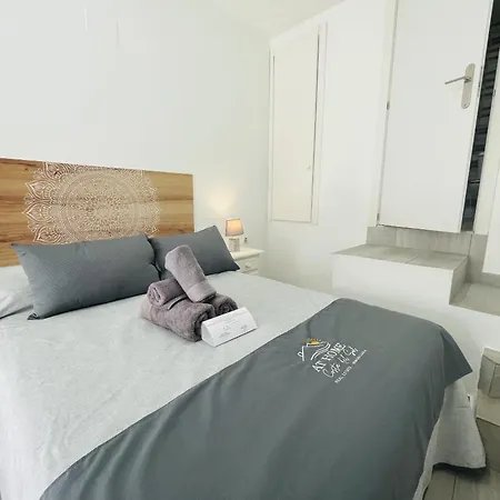 Estudio Jimena Burriana En El Centro De * Нерха