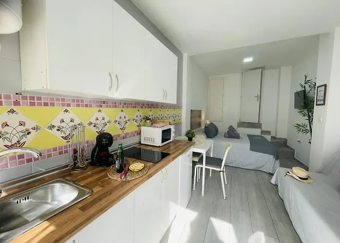 Апартаменты Estudio Jimena Burriana En El Centro De Нерха